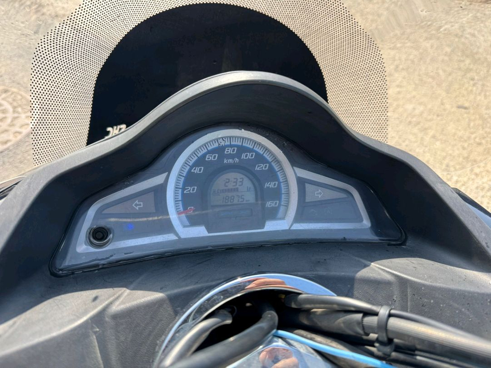 혼다 pcx125 16년 짧은키로수 판매합니다--9