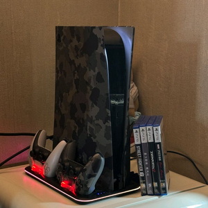PS5 디스크 에디션 + 듀얼센스 2개 + 타이틀4개 이미지