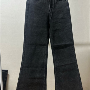 (새상품) 메종드몽드 블랙 부츠컷 데님 흑청바지