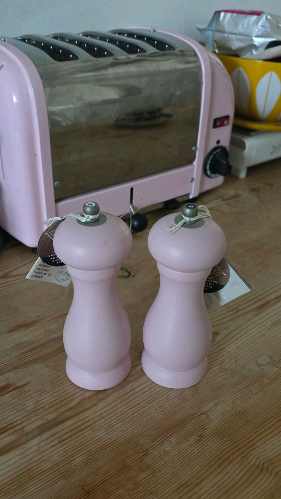 콜앤메이슨 핑크 소금후추 그라인더--1