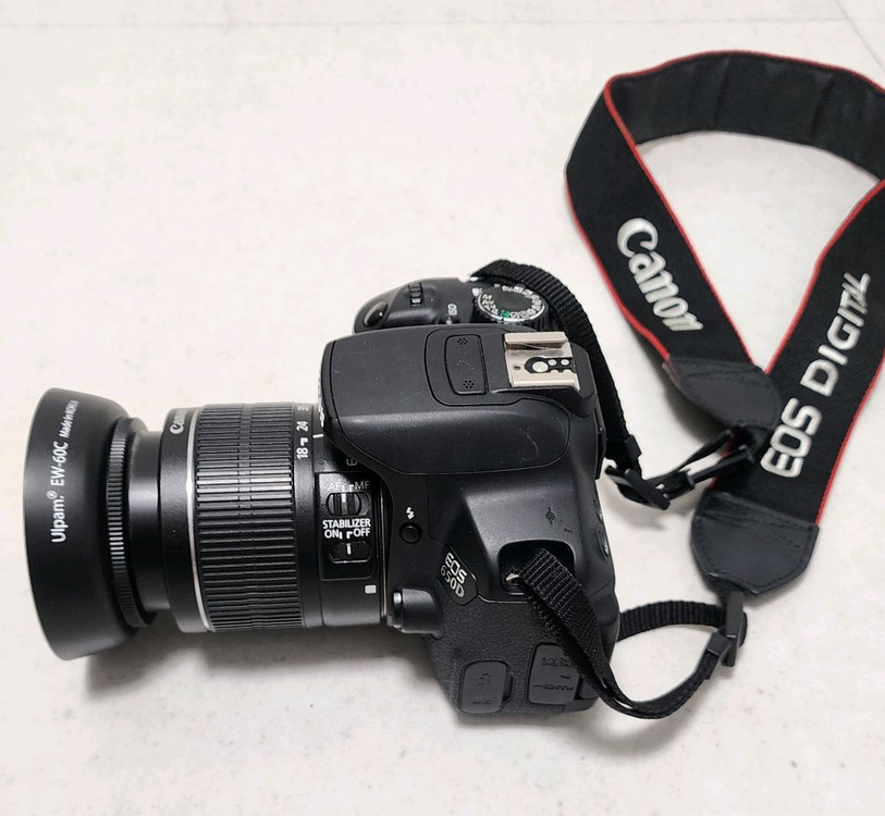 Canon EOS 650D DSLR 카메라와 18-55mm 렌즈--8