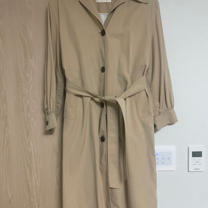 앳코너 트렌치코트 베이지