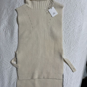 울 니트 베스트