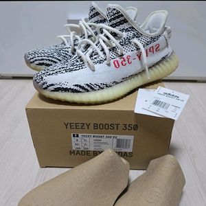 아디다스 이지 부스트 350 V2 지브라 2022/2023 이미지