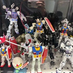 rg퍼스트건담 외 퍼스트건담 시리즈 판매 합니다.!