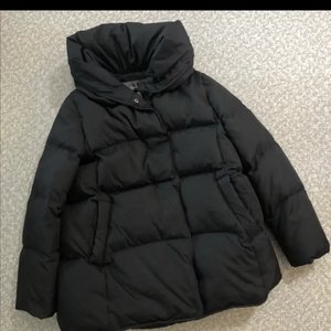 베라왕 구스다운 경량 패딩 하프 여자 여성 검정 겨울 블랙 안감 체크 이미지