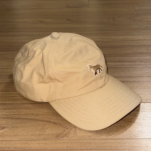 메종키츠네 베이비 폭스 볼캡 포슬린