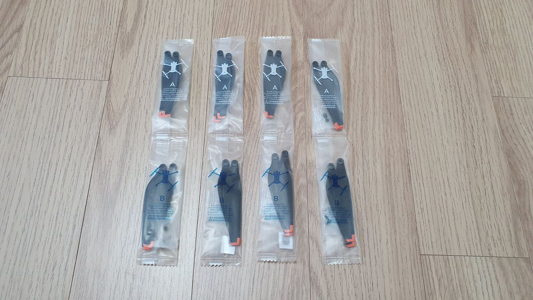 DJI 미니3프로/미니4프로/미니5프로 광각렌즈,조종기,거치대,후드,케이스,가방,짐벌커버,날개 처분해요 (매빅) 이미지