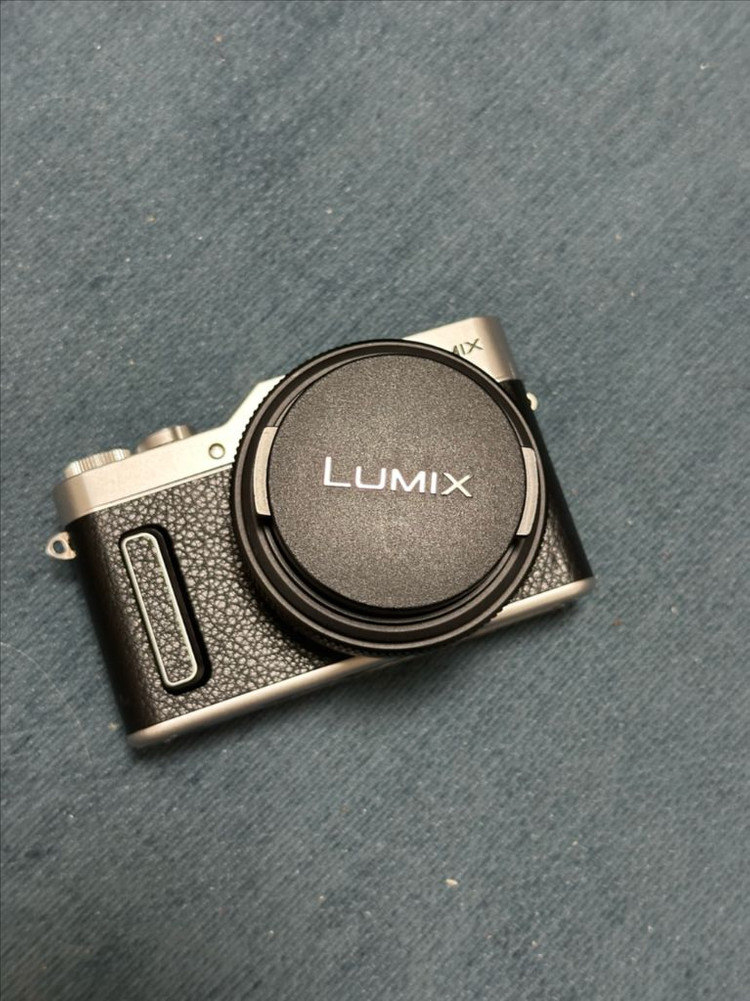 파나소닉 루믹스 GF10 카메라+ 20m F1.7--1