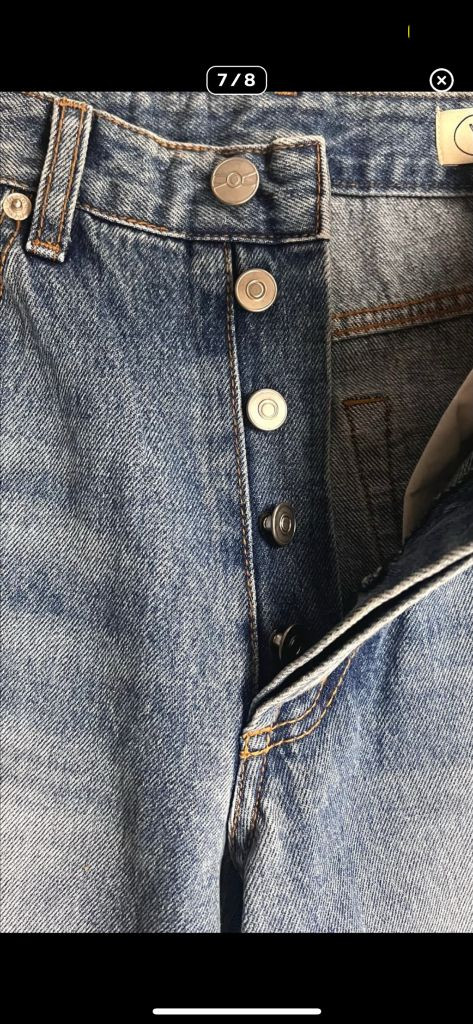 SIX AND A HALF 식스앤어하프 클래식 스트레이트 데님 중청바지 이미지