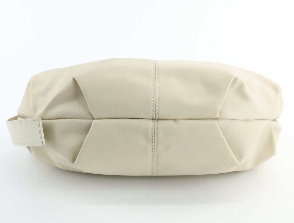 낫띵리튼 호보백 HT 나일론 숄더백 솔트 크림 이미지