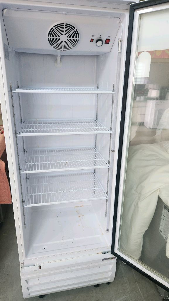 프리탑 음료 쇼케이스 냉장고 (2023년)--1