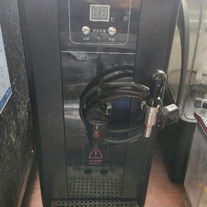 펠리체 핫워터 디스펜서 (2023년)