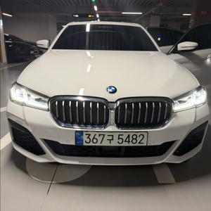 22년식 bmw 5시리즈 520i M스포츠팩