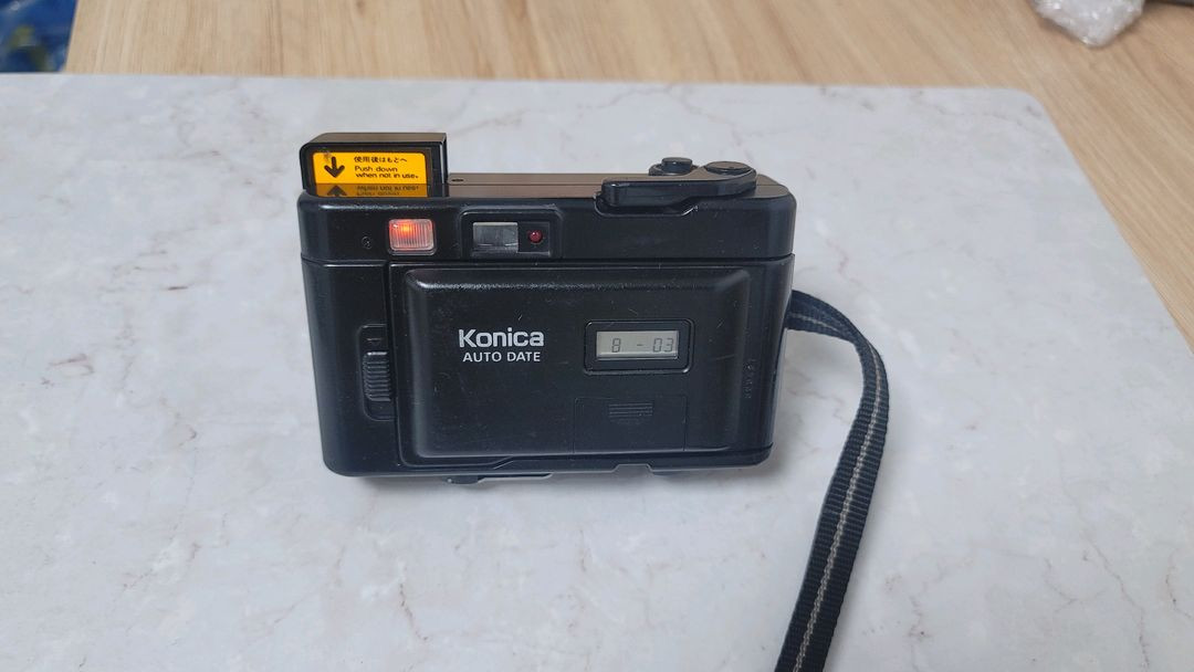 코니카 EFJ 팝(POP) 블랙 오토 데이트 필름카메라 헥사논 Konica auto Hexanon--2