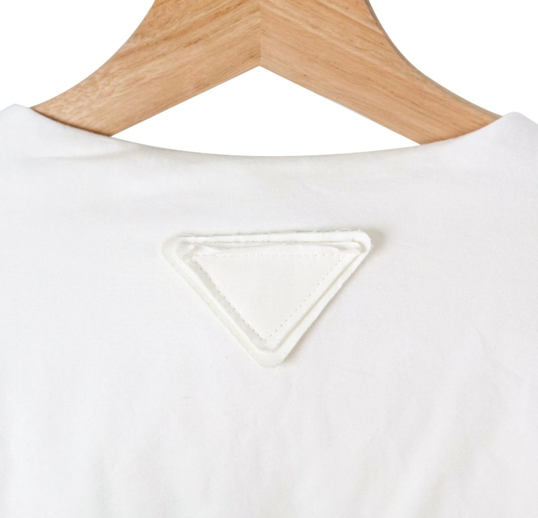 38 프라다 여성 삼각로고 크롭 다운 패딩 자켓 화이트--4