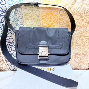 마뗑킴 미니 버클 가방 블랙(실착1회)