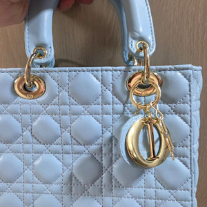 여성 레이디 핸드백 팝니다