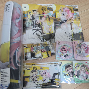 명조 컴포즈커피 팝업 굿즈 일괄 이미지