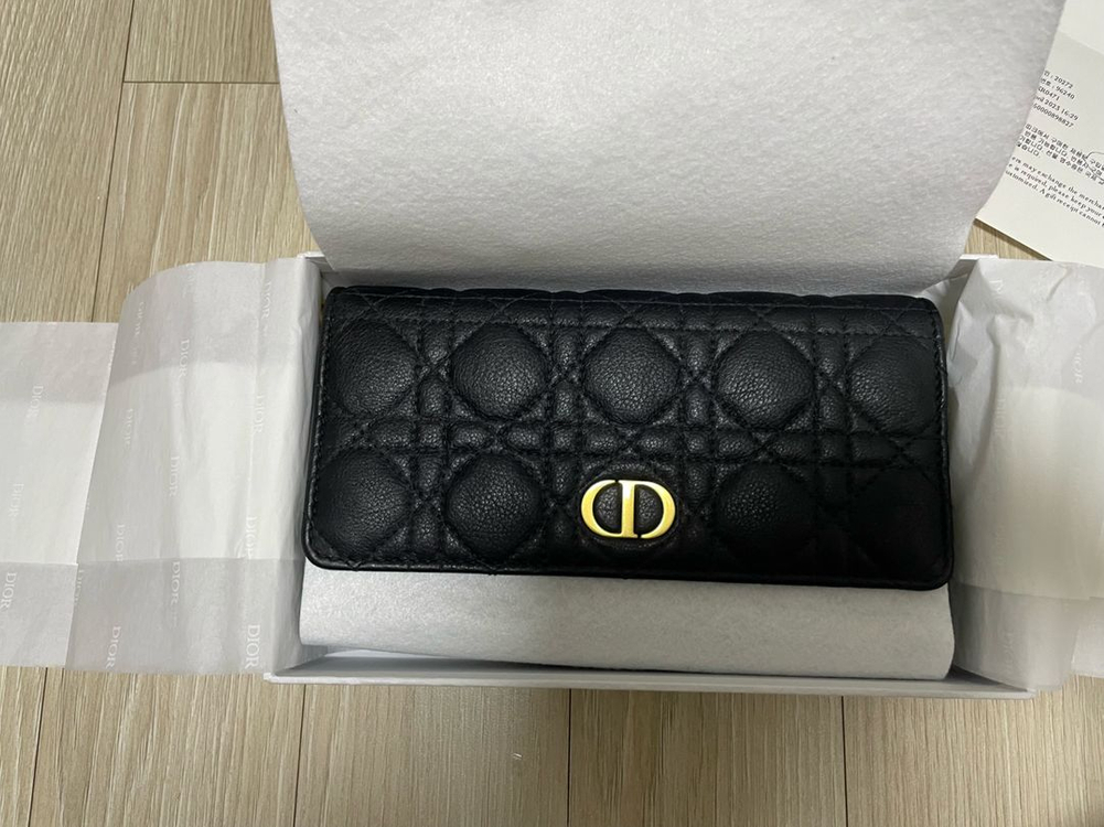 디올 카로 체인 파우치 WOC 팝니다.--2