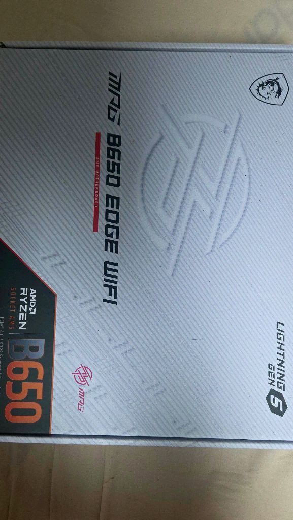 신품가 520만원이상 AMD 라이젠 7900, RTX 5070 Ti, ddr5 램 64gb, ssd 2tb--5