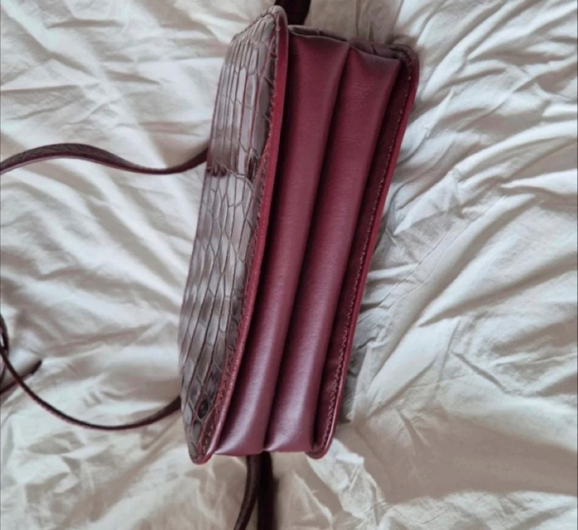 정품) 고급스러운 발렌시아가 B 크로스백 이미지