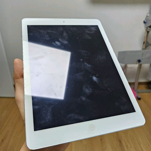 부품용)아이패드 에어1세대 화면 깨끗 이미지