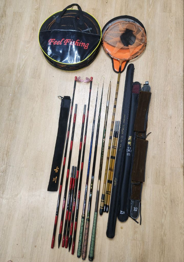 낚시대장비.은성다이아플렉스조선30.일본다이아청명MX25. DIF프로페셜널동춘32.필피싱받침대2개.뜰채3단.살림망대--0