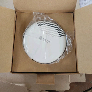 유플러스 메쉬 확장기 팝니다.