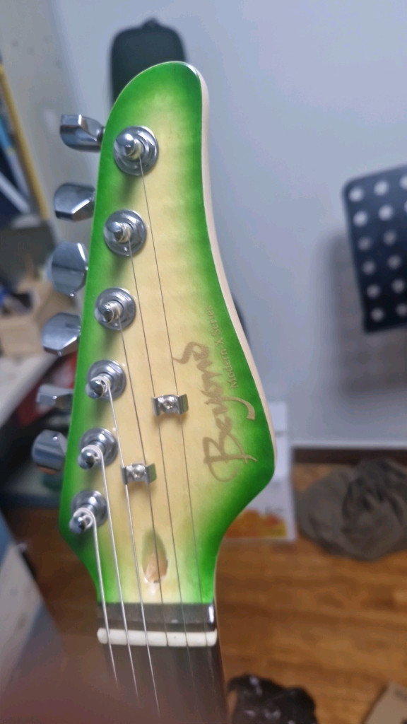 일렉기타 + 기타 케이스 세트--1