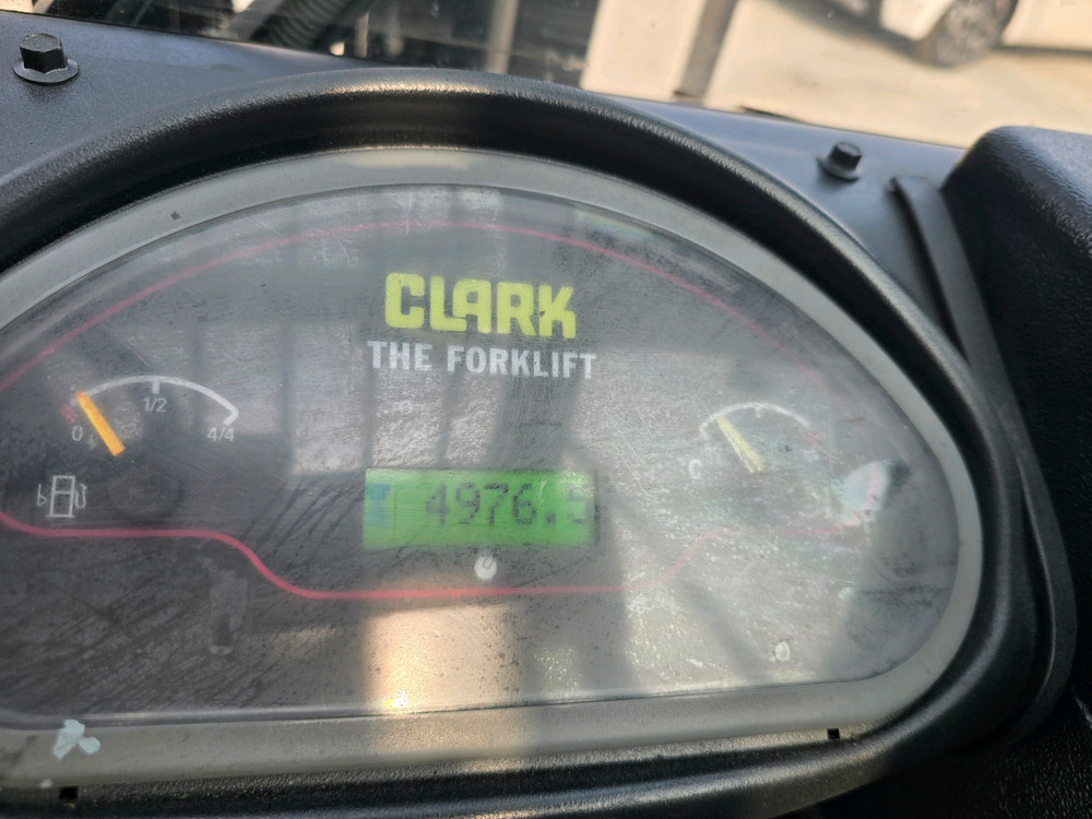 특A급 중고지게차 클라크 3톤 3단 18년식 디젤지게차 2000만원 싸게 팝니다.--7