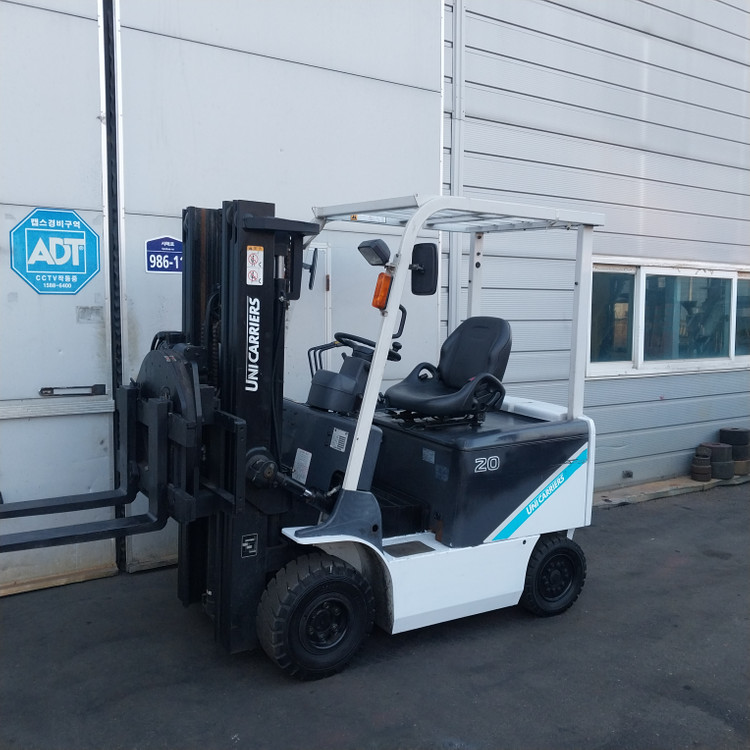 회전포크 TCM 전동지게차 2.0톤 3단4350MM 로테이팅포크장착--1