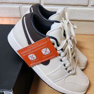 새상품) 260 나이키 에어조던1 로우