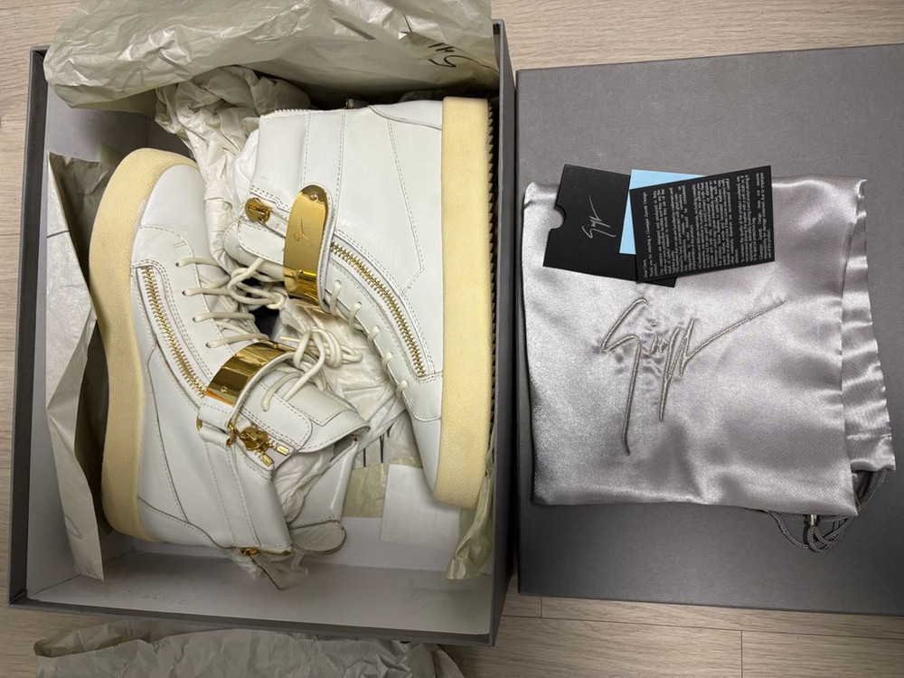 쥬세페 자노티 하이탑 스니커즈 41 이미지