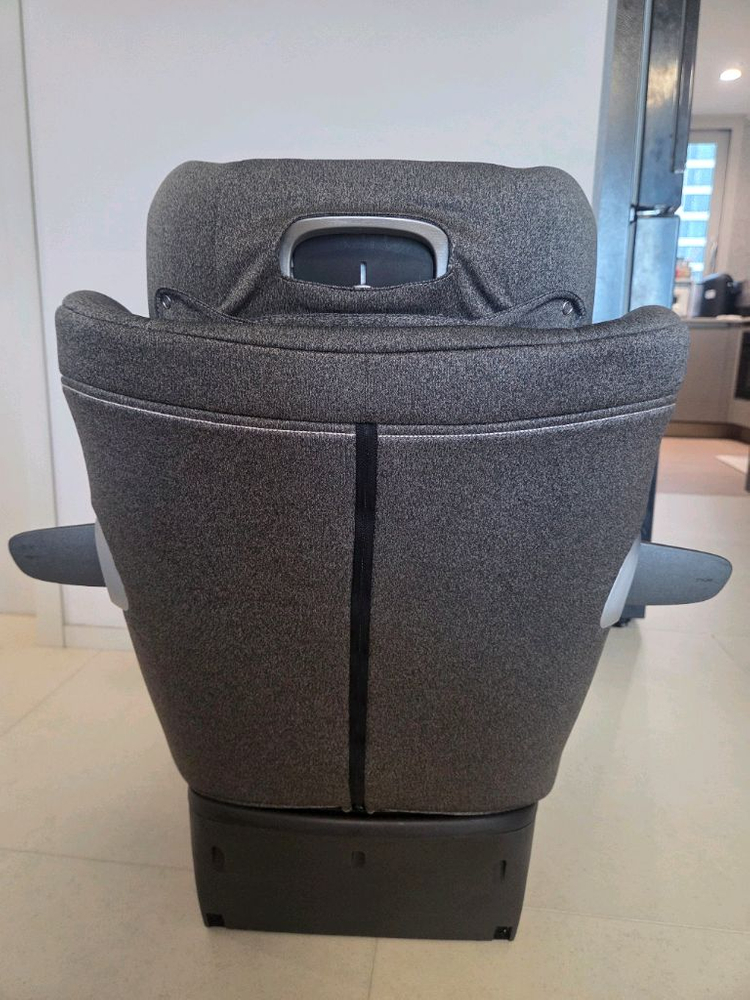 싸이벡스 아노리스 T i-size 카시트 이미지