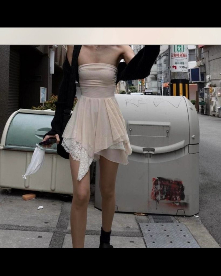 FaitParFoutch 페넬로페 레이스 튜브탑 미니원피스 휴양지원피스--2