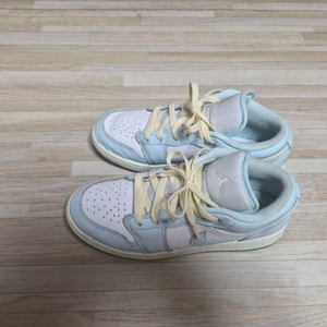 조던 로우 240 (가격 제시 판매합니다)