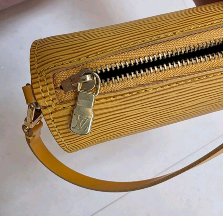 루이비통 에삐 빠삐용 set 이미지