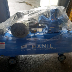 콤프레샤 10마력 3상 380V 탱크 240리터 새상품 싸게 가져가세요