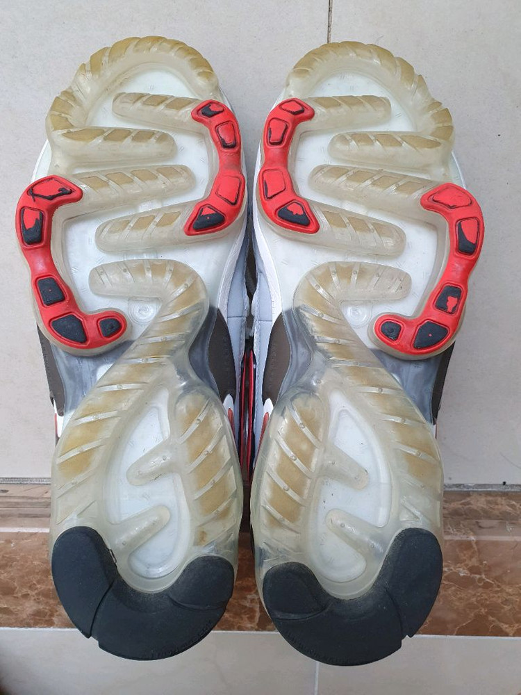 나이키 베이퍼맥스 에보 270mm 흰빨 팝니다상태 좋습니다--2