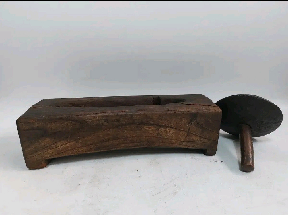 옛날 약연. 약재빻는 기구 - 골동품. 민속품. 소품용. 이미지