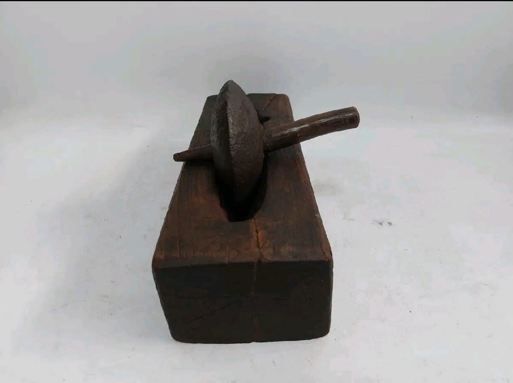 옛날 약연. 약재빻는 기구 - 골동품. 민속품. 소품용. 이미지