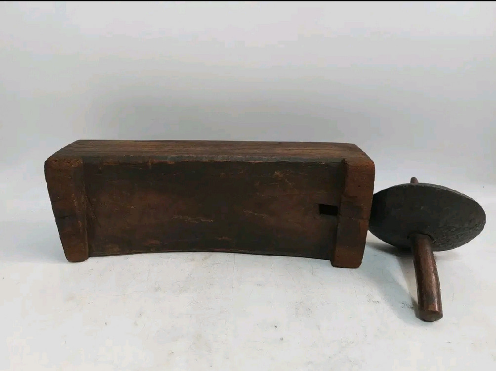 옛날 약연. 약재빻는 기구 - 골동품. 민속품. 소품용. 이미지