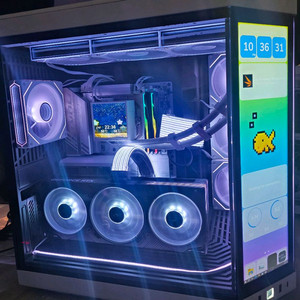 라이젠7 9800X3D RTX5080 화이트 Y70 PC 팝니다 이미지