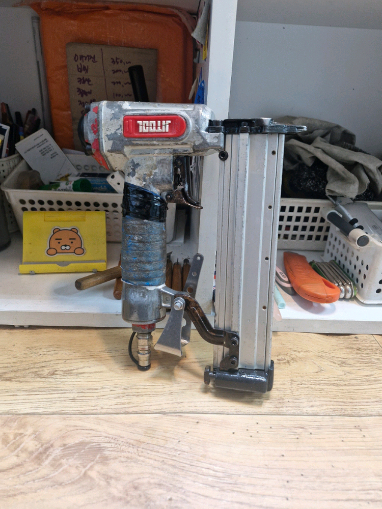 JITOOL 630R 타카 에어타카 신형 제일타카실타카 KOREA A급--1