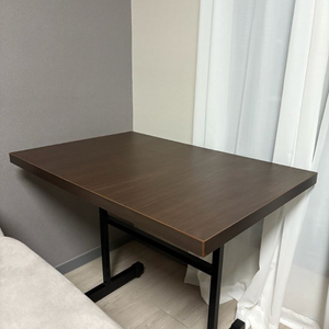 우드 상판 식탁 / 책상 겸용 테이블 (상태 최상)