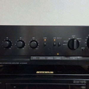인켈 AX-5030R 인켈 인티앰프입니다