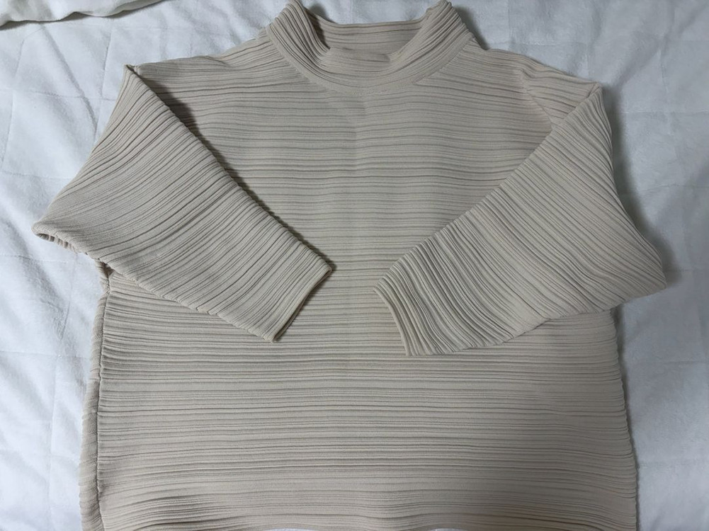 플리츠플리즈 크레페 니트탑 아이보리--1