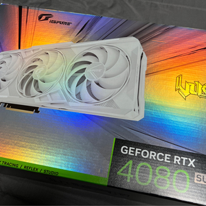 (판매/교환) COLORFUL RTX 4080 SUPER Vulcan White 4080s 불칸 화이트