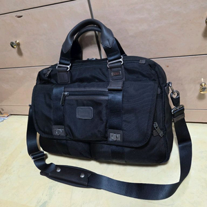 투미 정품 핑크니 플랩 브리프케이스